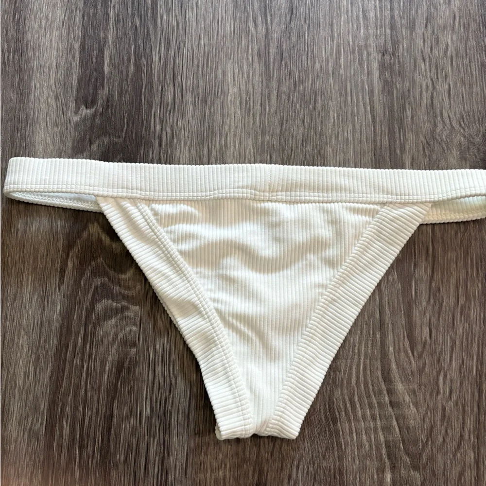 NEW! Frankie’s Bikinis ribbed bikini bottom